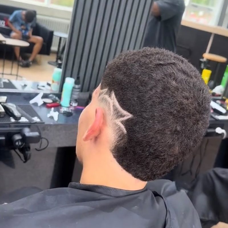 Braids met taper fade en strakke lijn